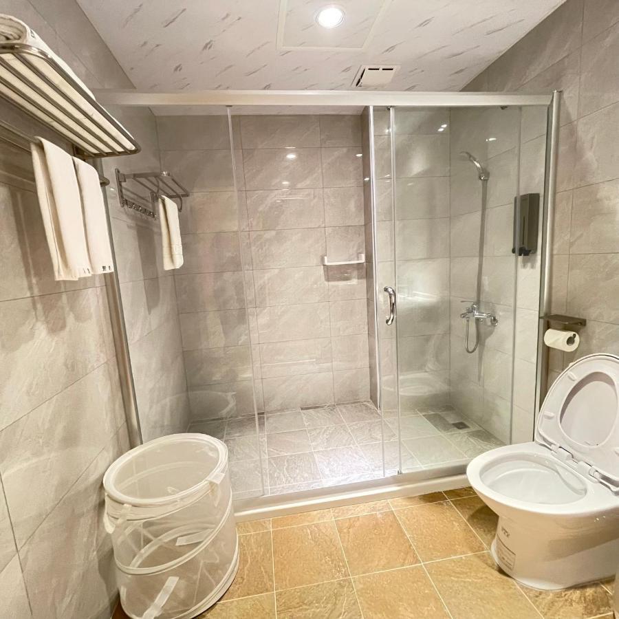墾丁聚點旅棧 2Ps Hotel Екстериор снимка